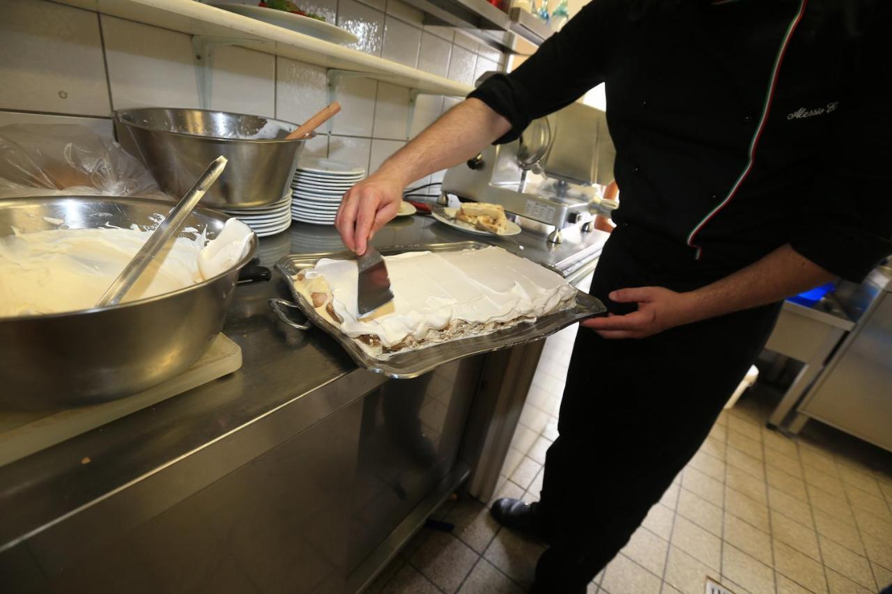 La Locanda Ristorante Pizzeria Garni Ohlstadt Εξωτερικό φωτογραφία