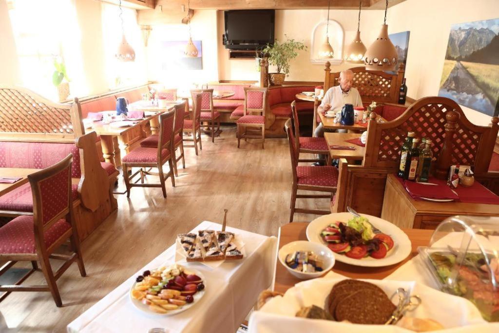 La Locanda Ristorante Pizzeria Garni Ohlstadt Εξωτερικό φωτογραφία
